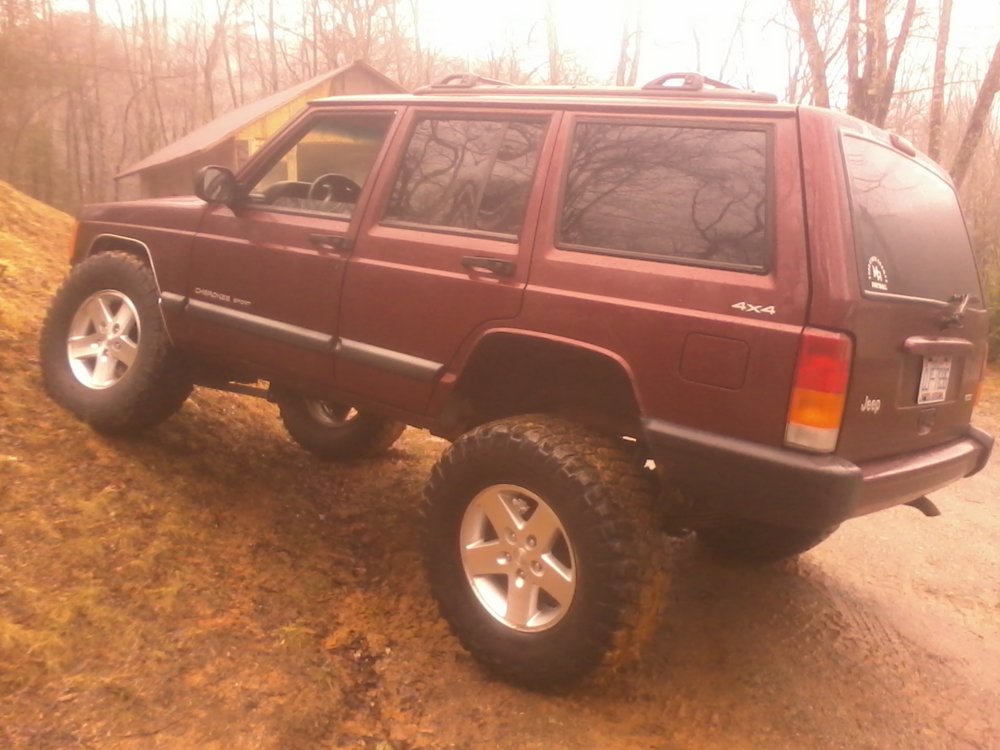 00 xj lift done left side pic.jpg