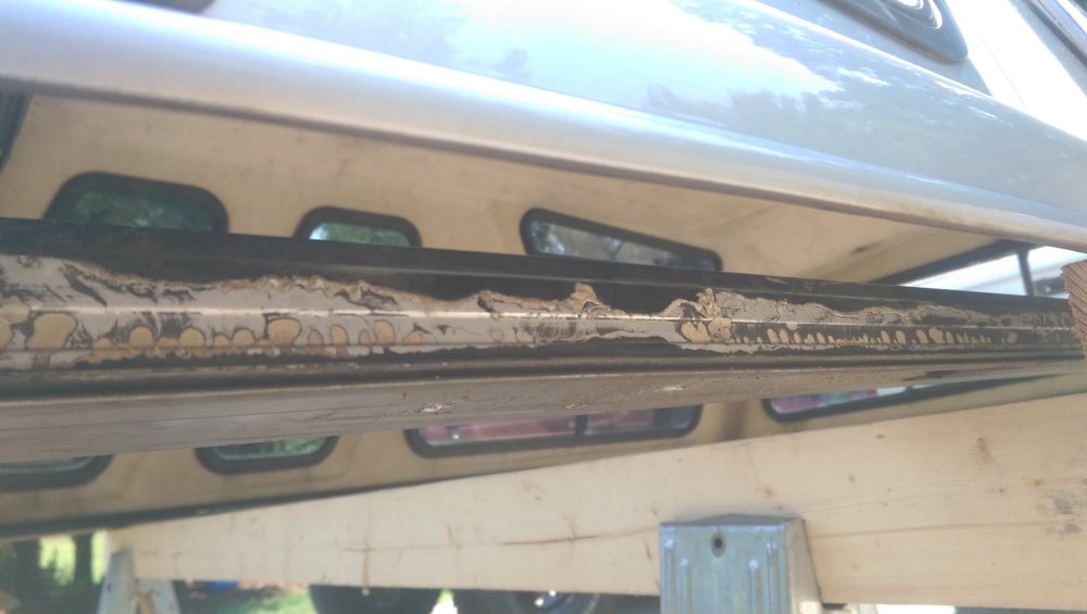 Bonding fiberglass to aluminum NC4x4