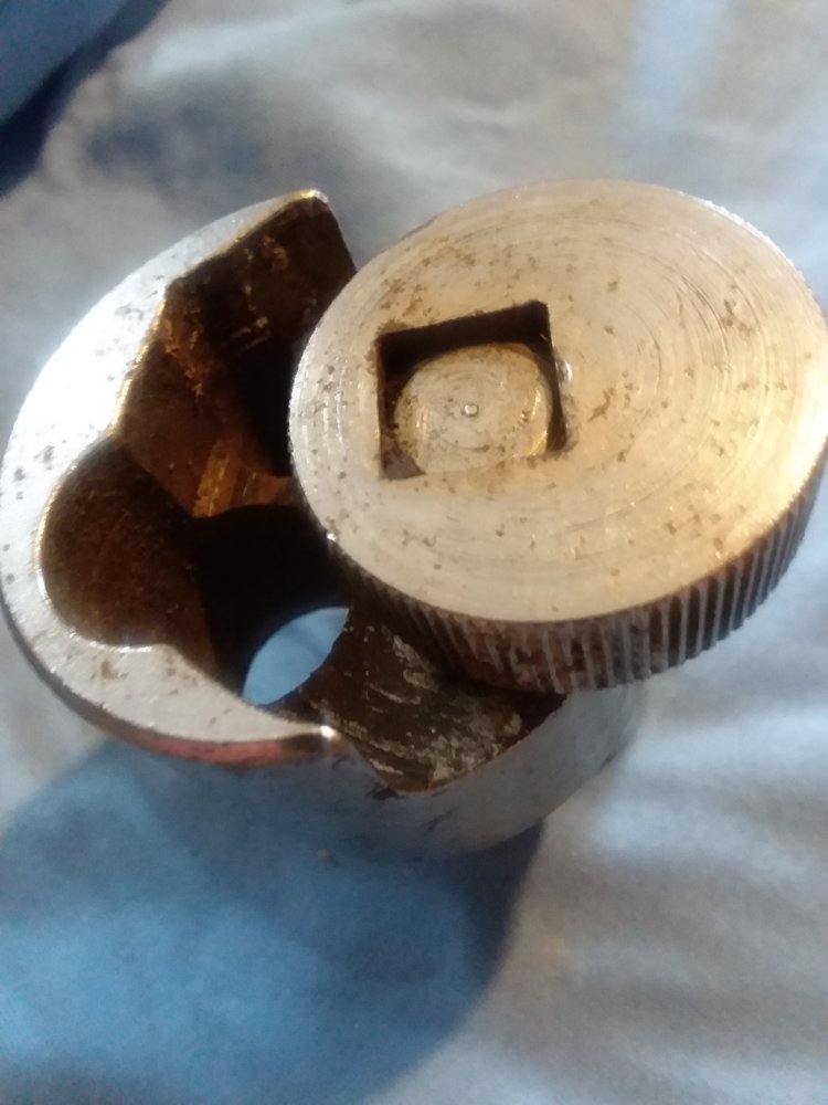 Removing rounded off lug nuts NC4x4