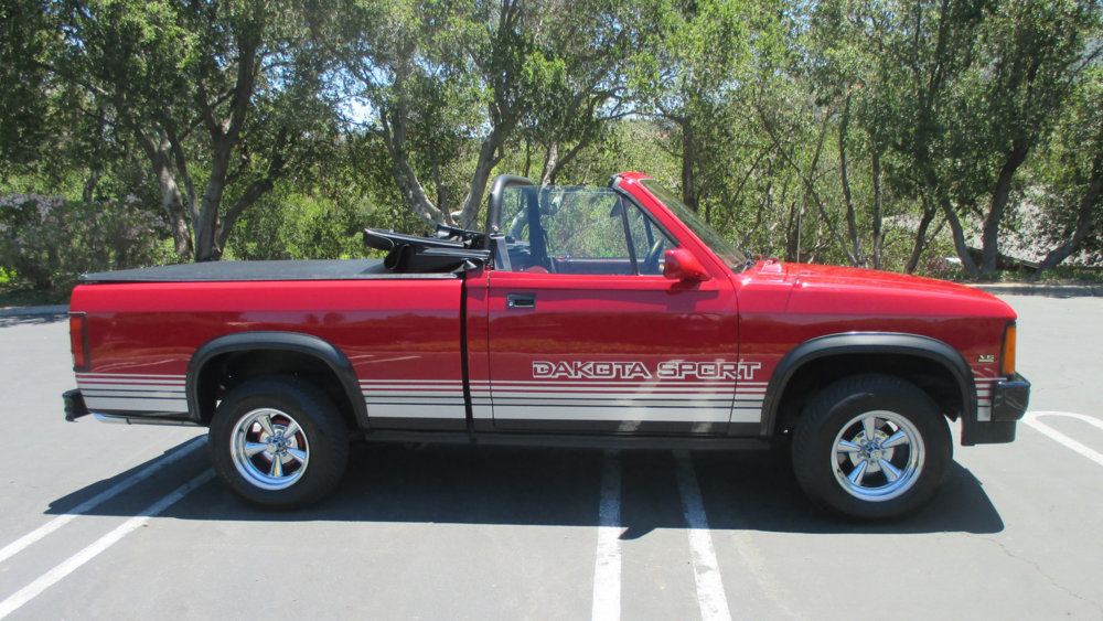 1989_Dodge_Dakota.jpg