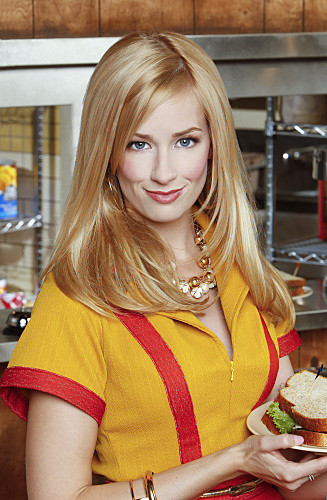 2 Broke Girls-20110816-57.jpg