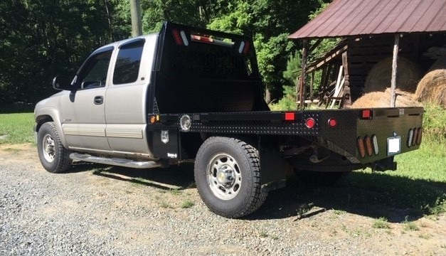 2000 Chevy2500 Diamond-single short-14x12x18 boxes-mud flaps1.jpg