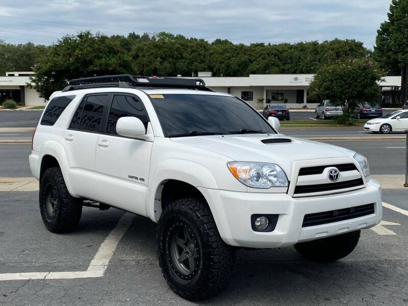 2006-toyota-4runner-limited-4dr-suv-4wd-w-4-0l-v6.jpg