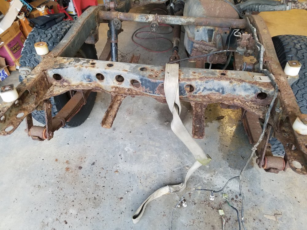 Splicing in fuel line NC4x4