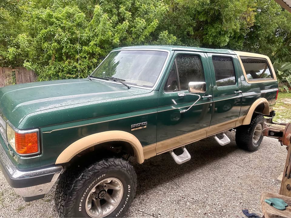 4 door bronco.jpg