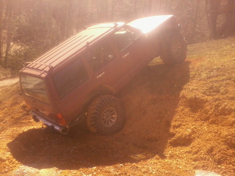 88xj hill test new tires.jpg