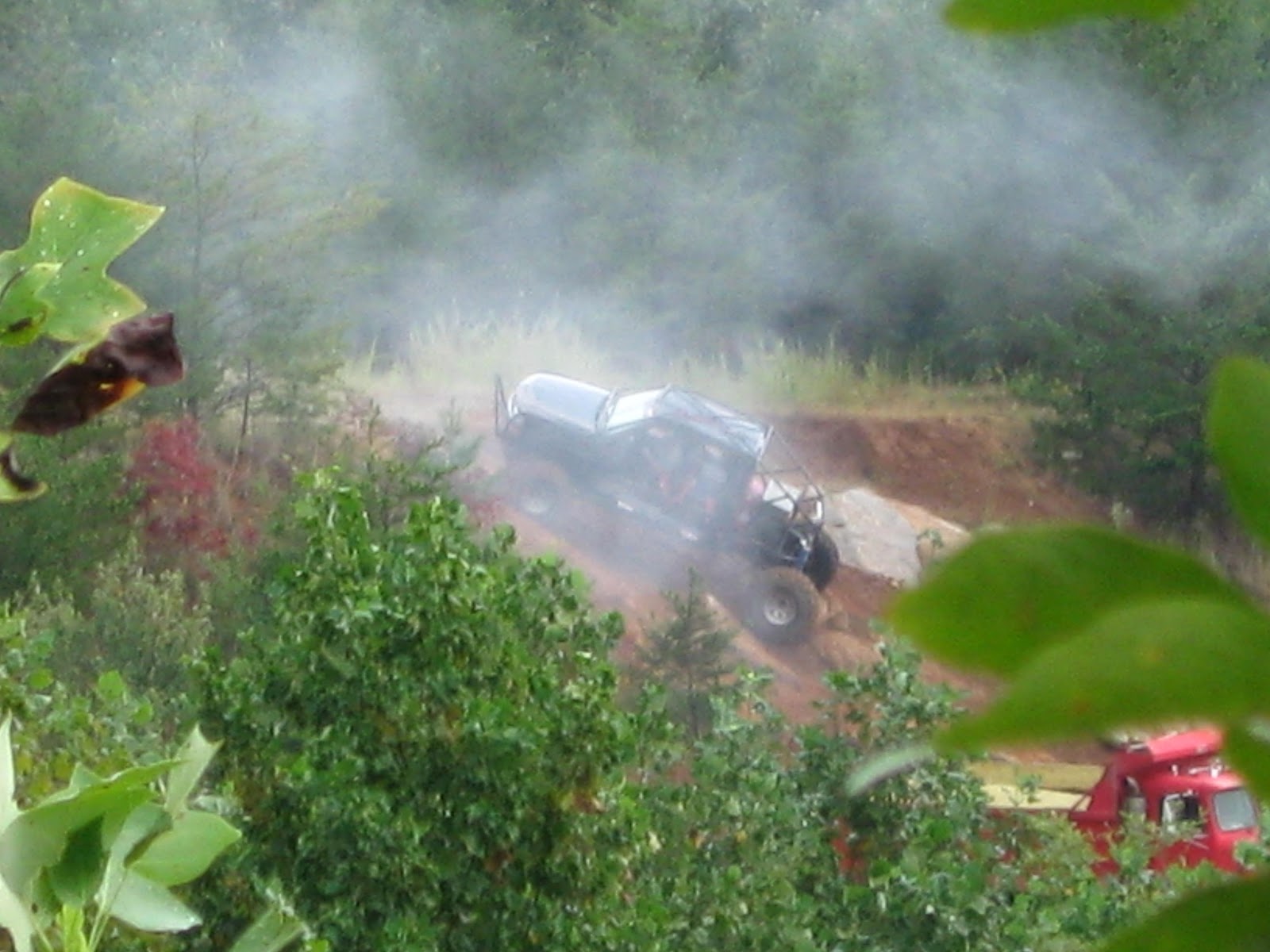 a3.bp.blogspot.com__ZmDPE8qvSl8_Tn9KMa8th6I_AAAAAAAAARo_cfRudazEgAQ_s1600_Burning_up_the_hill.JPG
