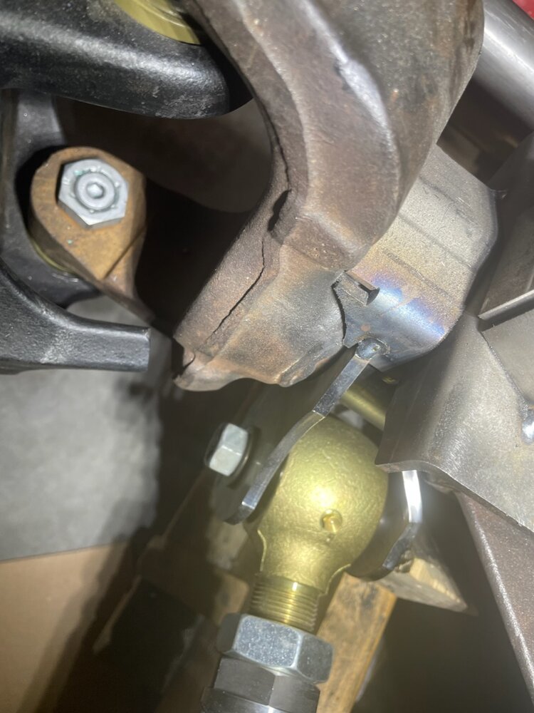 Bent tie rod on purpose NC4x4