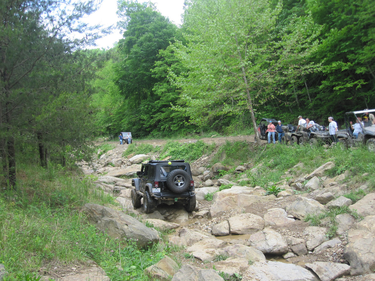 achrisahughes.smugmug.com_JeepTrips_Harlan_KY_May_2012_i_FBV4BdF_0_X2_IMG2102_X2.jpg