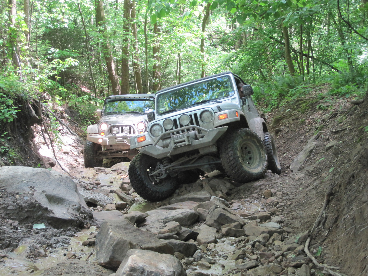 achrisahughes.smugmug.com_JeepTrips_Harlan_KY_May_2012_i_Q4bzbqM_0_X2_IMG2164_X2.jpg