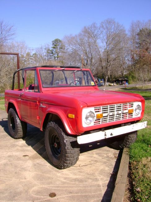 aclassicbroncos.com_photos_data_6235_medium_DSC000791.JPG