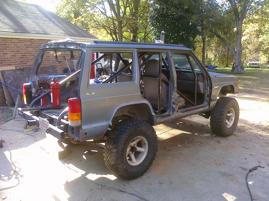 xj roll cages NC4x4
