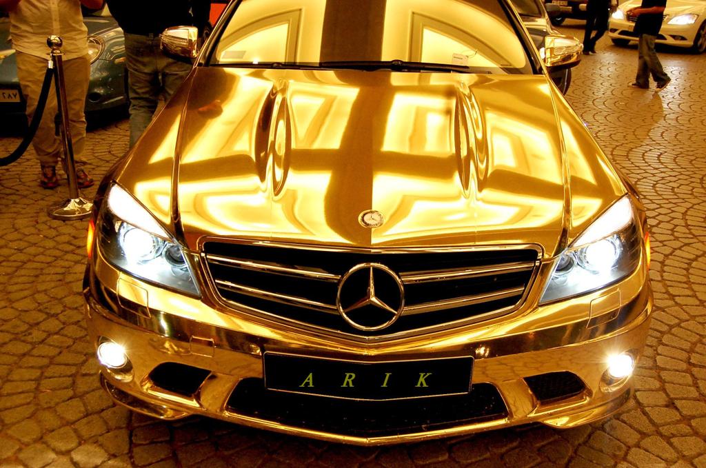 ageneralbrock.files.wordpress.com_2009_06_the_gold_mercedes8.jpg