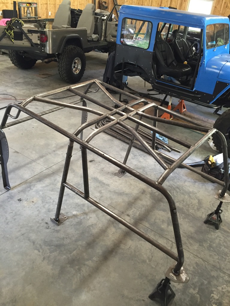 ai1024.photobucket.com_albums_y309_95builtjeep_Fab_20Work_90C446d9c9e4175fccbb3edd289872f87882.jpg