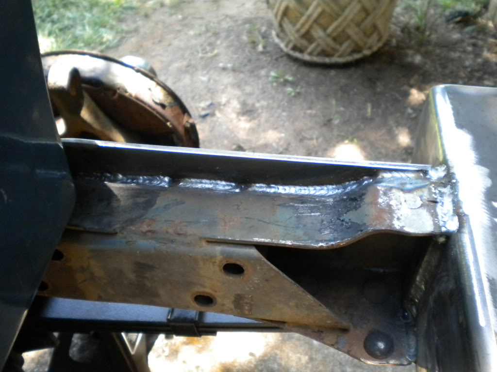 ai1024.photobucket.com_albums_y309_95builtjeep_gone_20postal_DSCN1782.jpg