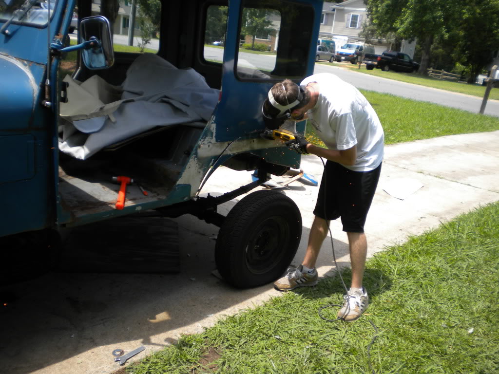 ai1024.photobucket.com_albums_y309_95builtjeep_gone_20postal_DSCN1802.jpg
