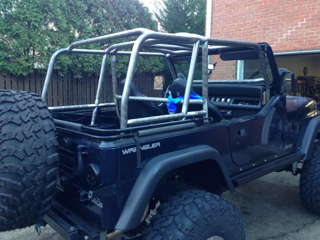 ai1024.photobucket.com_albums_y309_95builtjeep_jeep_20build_202010_IMG_3677_zps8c4a76c5.jpg
