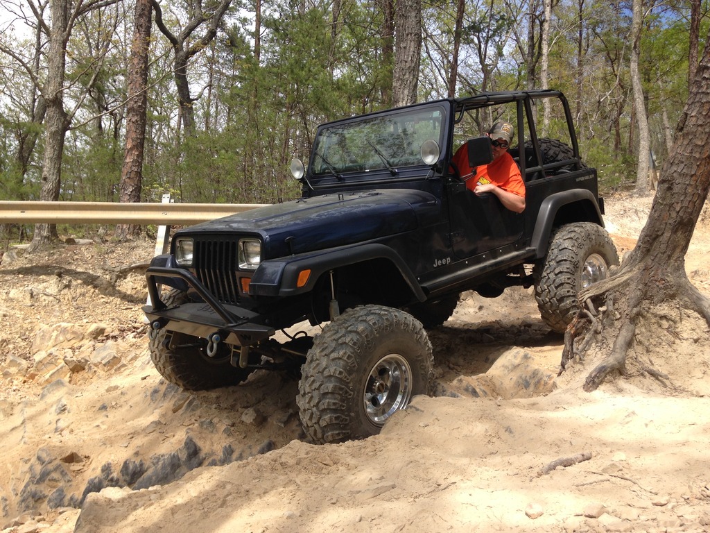 ai1024.photobucket.com_albums_y309_95builtjeep_jeep_20build_202010_IMG_4695_zpstuzbylvq.jpg