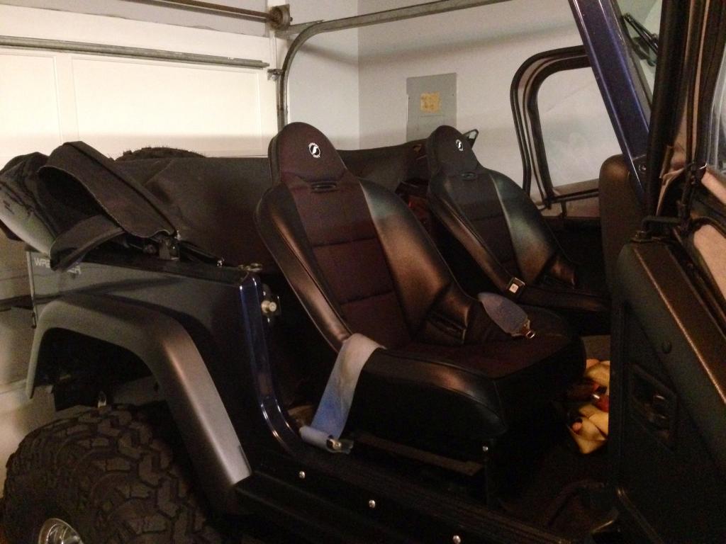 ai1024.photobucket.com_albums_y309_95builtjeep_jeep_20build_202010_photo285_zps67fe8e97.jpg