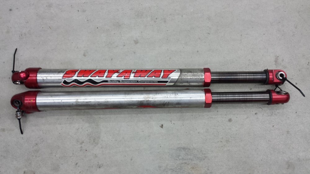 ai1052.photobucket.com_albums_s455_orv_design_fab_Mobile_20Uploads_sawshocks_zpszq4hsngs.jpg