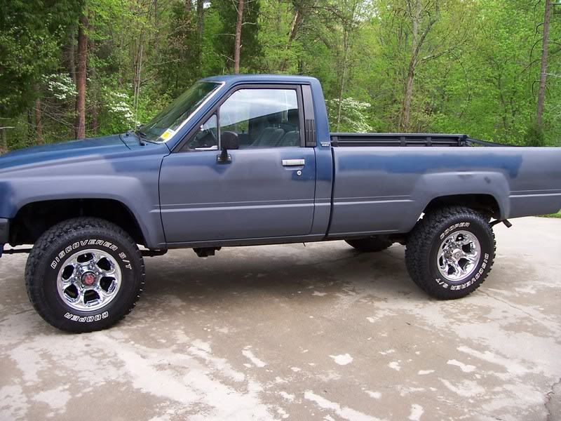ai107.photobucket.com_albums_m287_toyotadad_100_1632.jpg