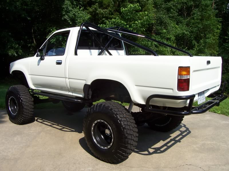 ai107.photobucket.com_albums_m287_toyotadad_91Crawler008.jpg