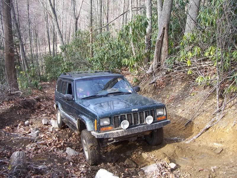 ai107.photobucket.com_albums_m287_toyotadad_Wheeling_20Pics_100_1111.jpg