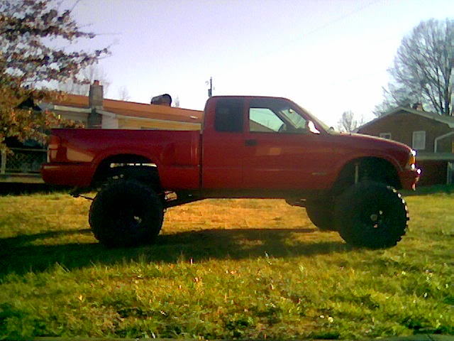 ai11.photobucket.com_albums_a154_mudonthetires10_My_20Truck_GotTruckBack2.jpg