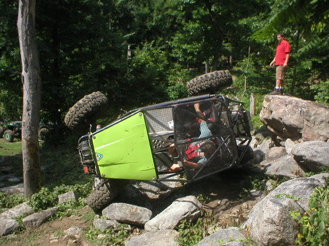 ai11.photobucket.com_albums_a180_bigassedredjeep_crozet_6_23_07_P6230040.jpg