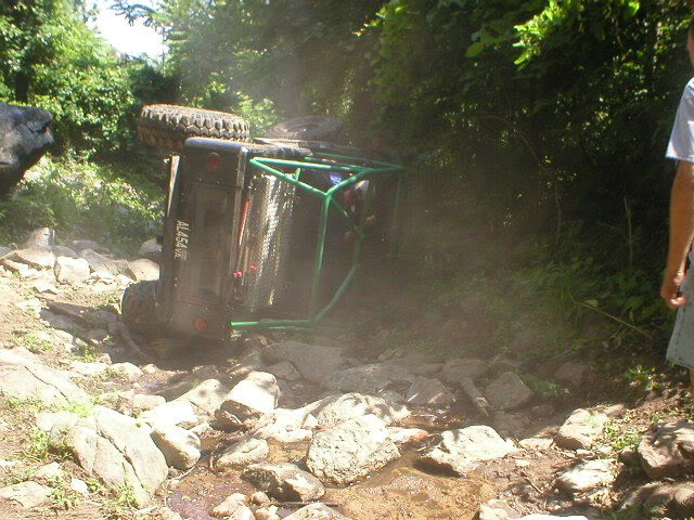 ai11.photobucket.com_albums_a180_bigassedredjeep_crozet_6_23_07_P6230070.jpg