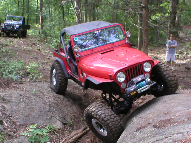 ai11.photobucket.com_albums_a180_bigassedredjeep_DP_3.jpg