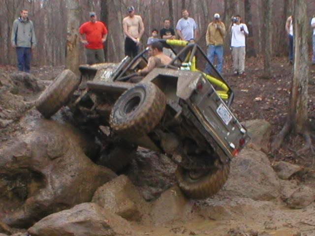 ai11.photobucket.com_albums_a180_bigassedredjeep_DP_3_11_06_P3110204.jpg