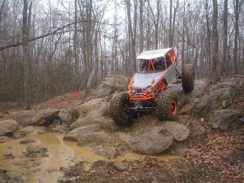 ai11.photobucket.com_albums_a180_bigassedredjeep_new_20one_P1010077.jpg