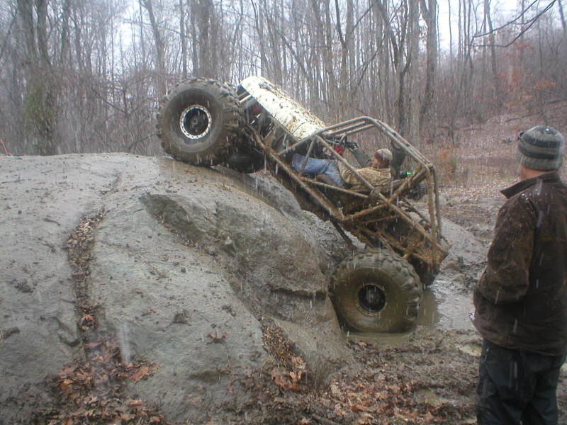 ai11.photobucket.com_albums_a180_bigassedredjeep_new_20one_P1010078.jpg