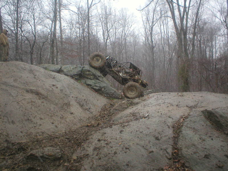 ai11.photobucket.com_albums_a180_bigassedredjeep_new_20one_P1010079.jpg