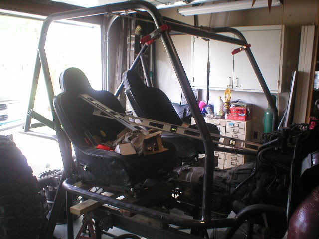 ai11.photobucket.com_albums_a180_bigassedredjeep_new_20one_P4150029.jpg