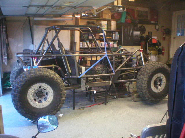 ai11.photobucket.com_albums_a180_bigassedredjeep_new_20one_P6100104.jpg