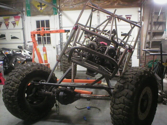 ai11.photobucket.com_albums_a180_bigassedredjeep_new_20one_P6120001.jpg