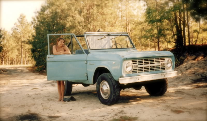 ai110.photobucket.com_albums_n113_Earlybronco_Bronco_20before_Bronco2new.jpg