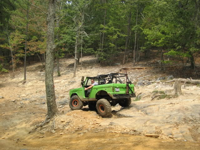 ai110.photobucket.com_albums_n113_Earlybronco_Uwarrie_208_30_07_IMG_2040.jpg