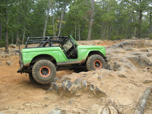ai110.photobucket.com_albums_n113_Earlybronco_Uwarrie_208_30_07_IMG_2068.jpg