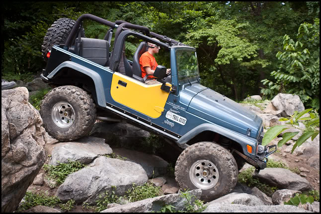 ai1114.photobucket.com_albums_k528_rcpfabod_Trevor_20Photos_rcpfa_trail_ride_post_template_9.jpg
