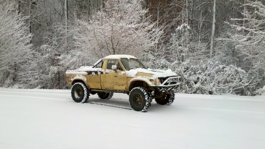 ai1114.photobucket.com_albums_k531_81trailtruck_snow2.jpg