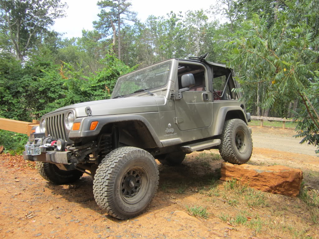 ai1139.photobucket.com_albums_n555_TKavlock_Uhwarrie_206_26_IMG_0082.jpg