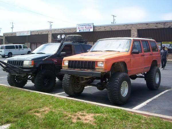 ai114.photobucket.com_albums_n268_Fadunkasaurus_myjeep.jpg