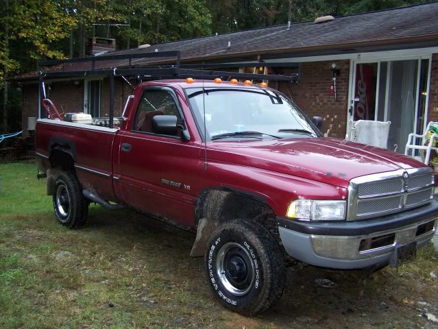 ai119.photobucket.com_albums_o125_civicblend97_my_20trucks_100_1618.jpg