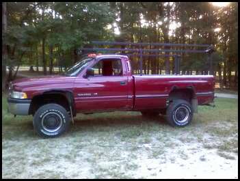 ai119.photobucket.com_albums_o125_civicblend97_my_20trucks_truck.jpg