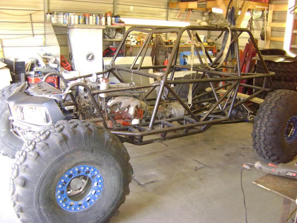 ai1222.photobucket.com_albums_dd489_mcutler1_copper_20crawler_20buggy_buggydrivetrainhood001.jpg
