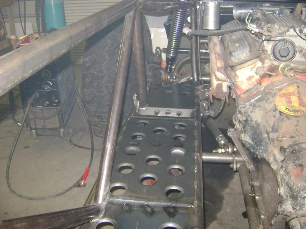 ai1222.photobucket.com_albums_dd489_mcutler1_copper_20crawler_20buggy_floorpans017.jpg