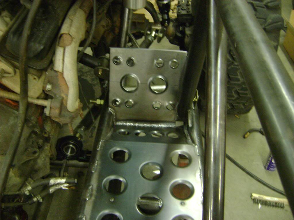 ai1222.photobucket.com_albums_dd489_mcutler1_copper_20crawler_20buggy_floorpans027.jpg